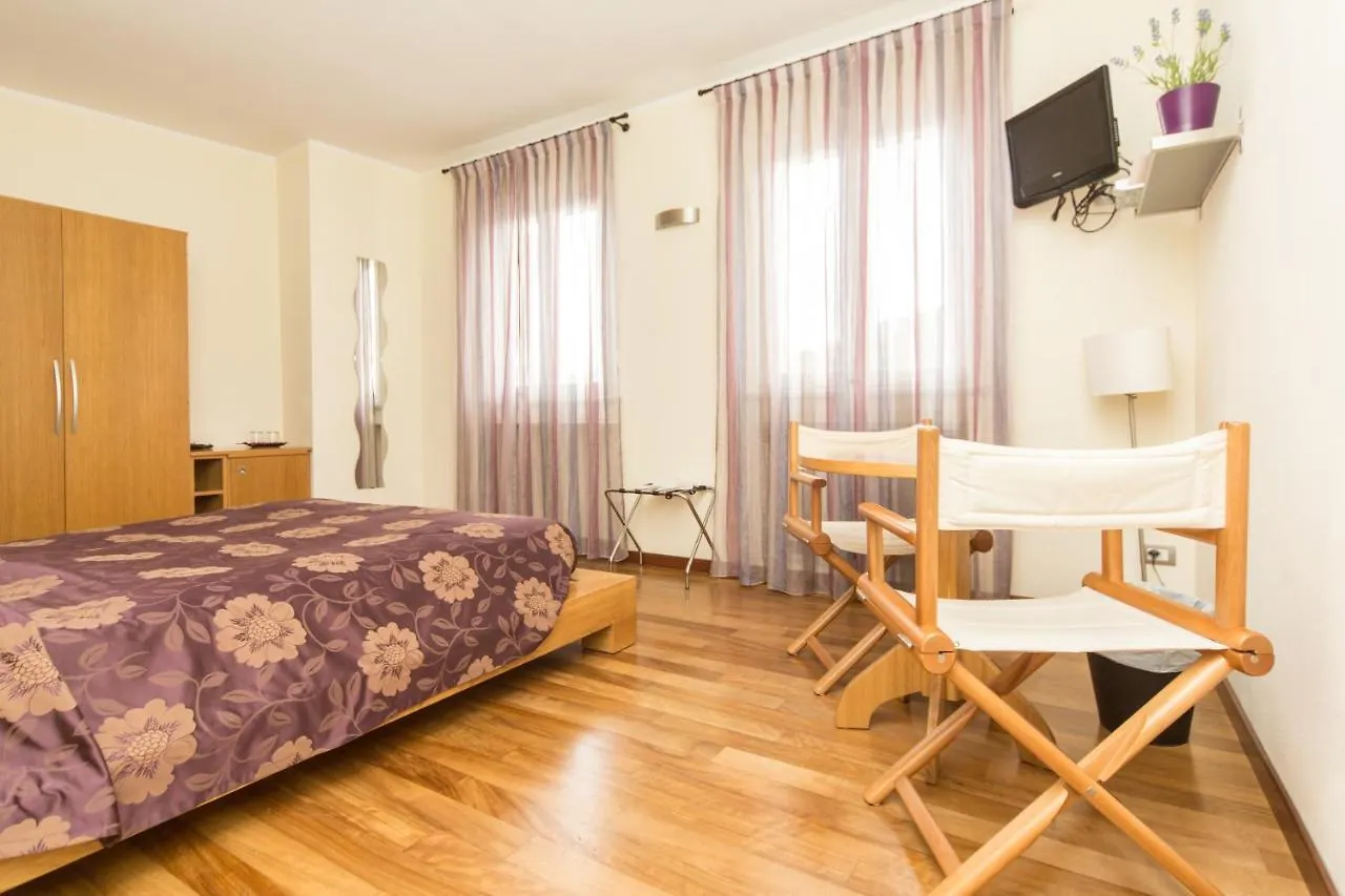 Oasi Hotel Levanto 3*,  Italy